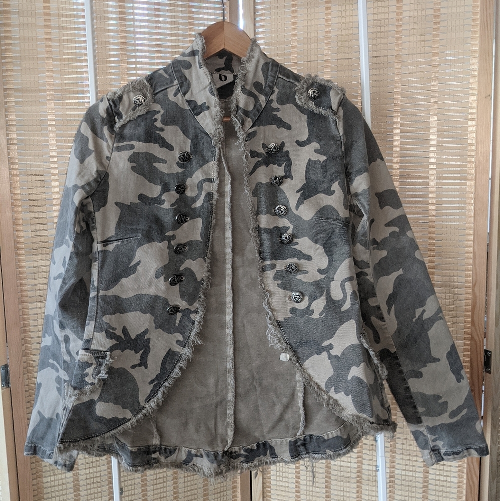 Pepper Camo Military - Beige Camo / XS